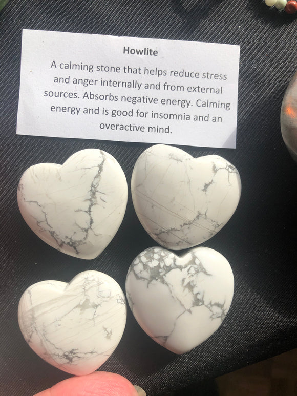 Howlite Puff Heart
